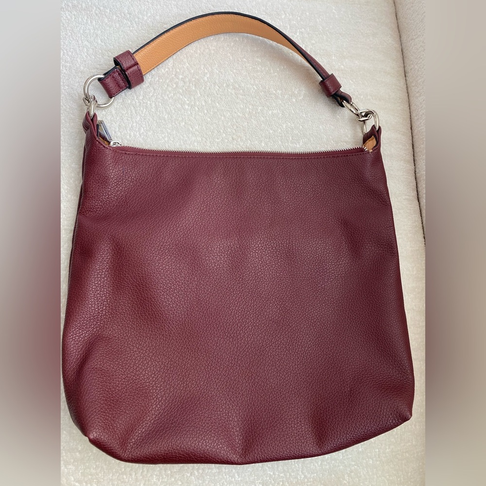 Reed Modern American Luxury Shoulder Bag.